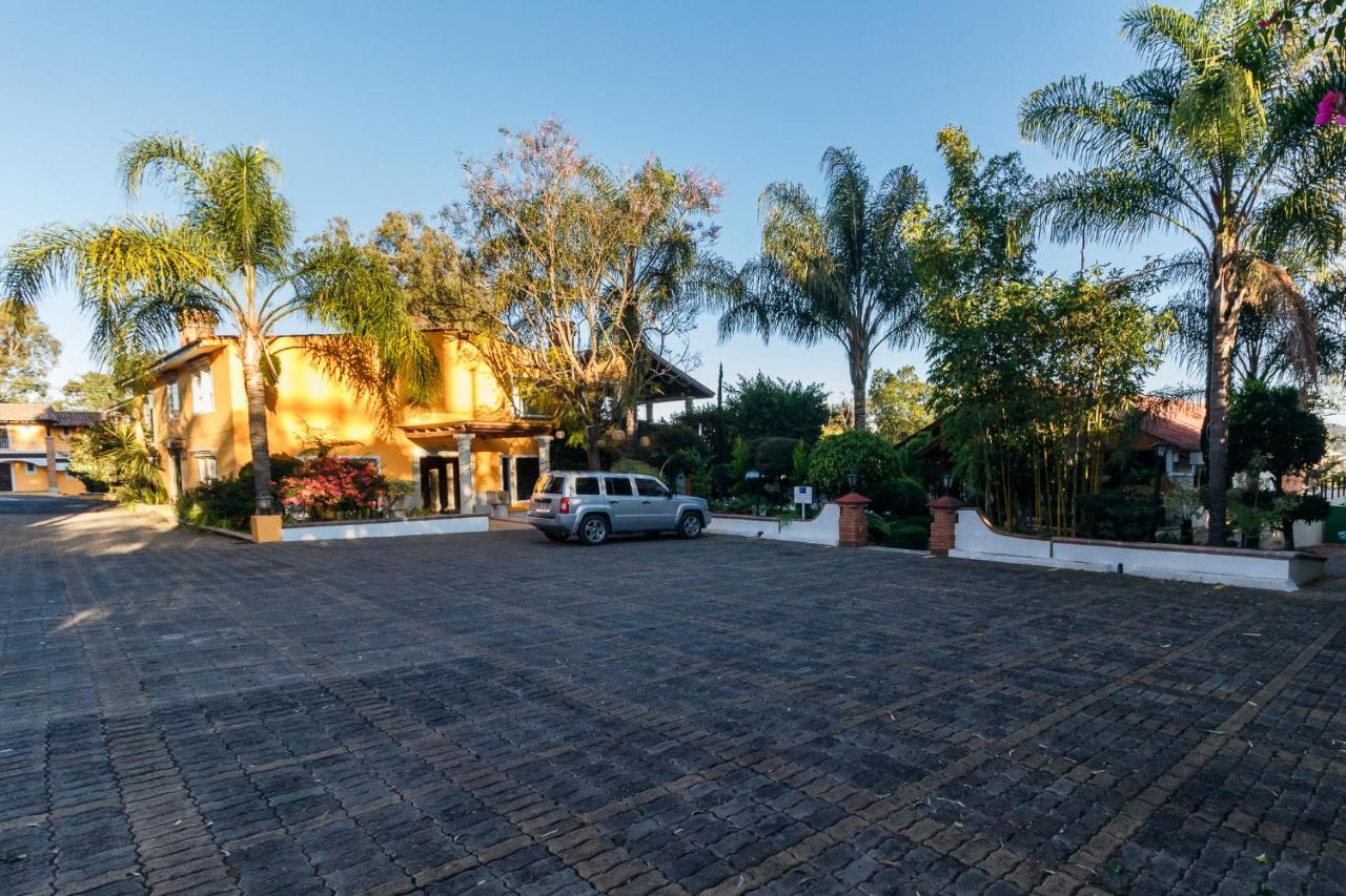 Hotel Hacienda Montesinos 莫雷利亚 外观 照片