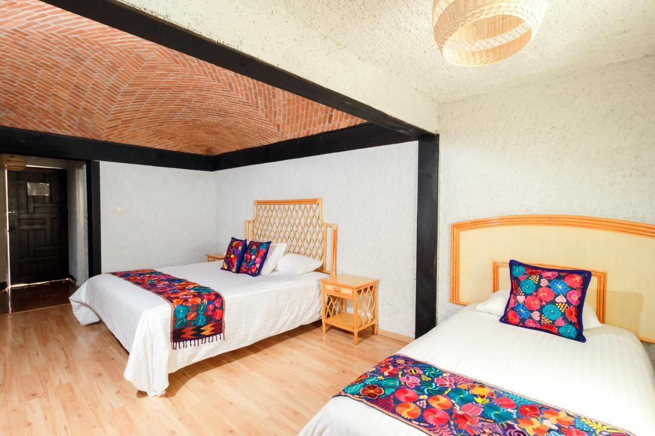 Hotel Hacienda Montesinos 莫雷利亚 外观 照片