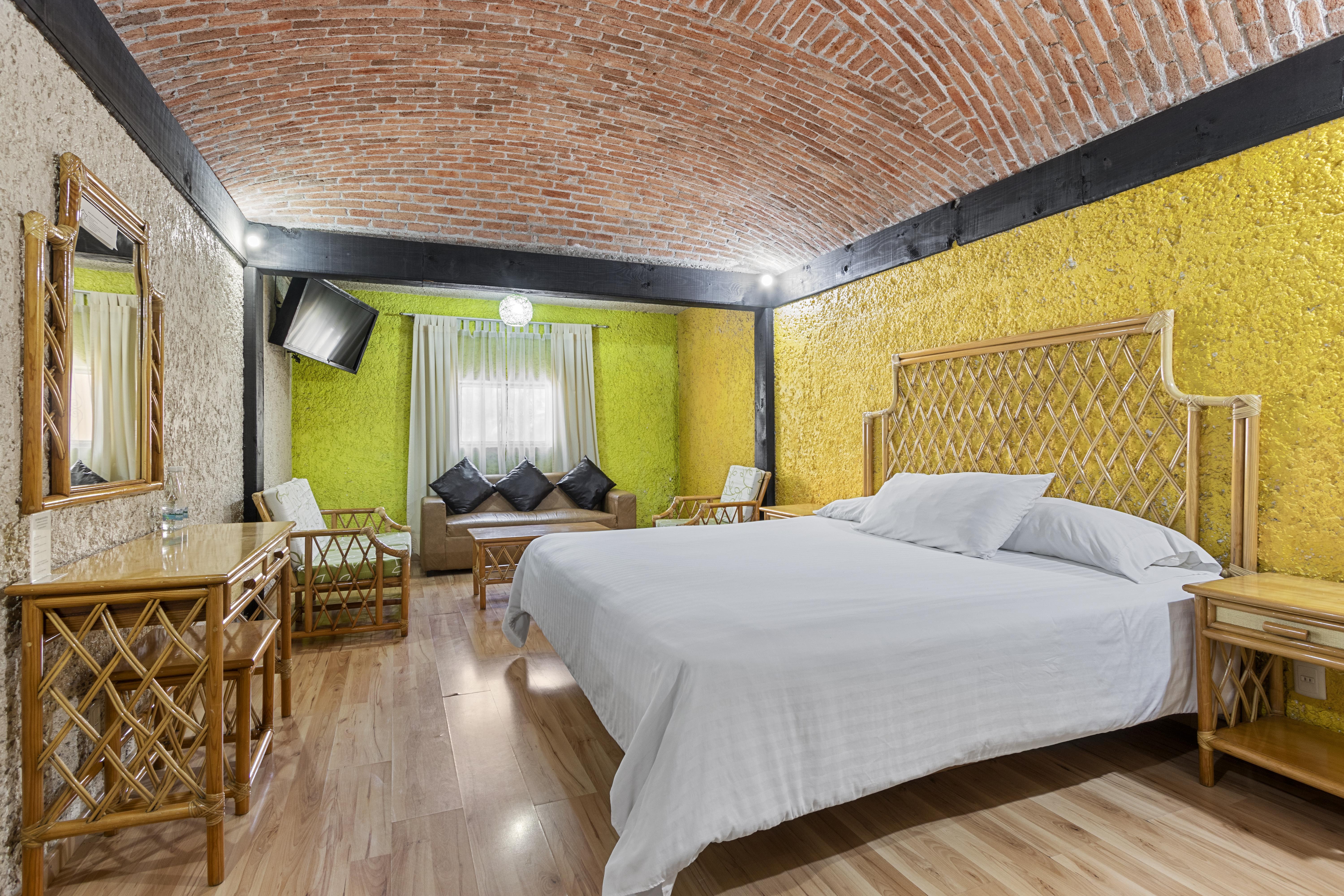 Hotel Hacienda Montesinos 莫雷利亚 外观 照片